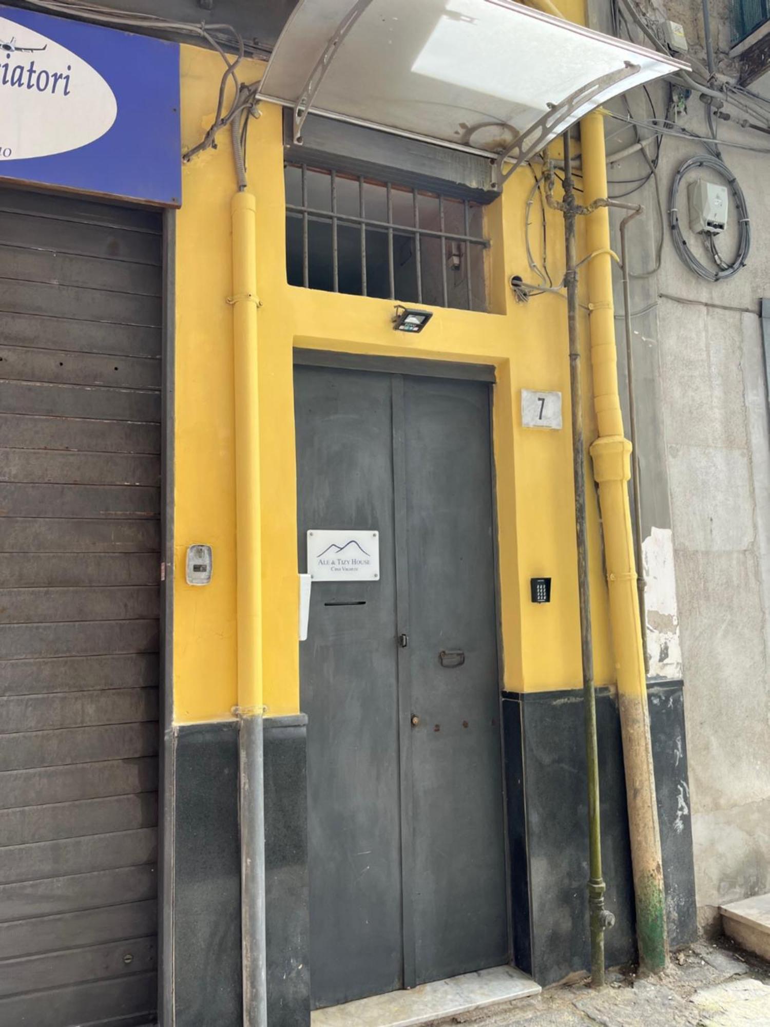 나폴리 Ale & Tizy House B&B 외부 사진
