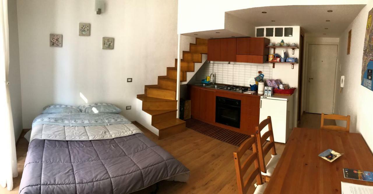 나폴리 Ale & Tizy House B&B 외부 사진